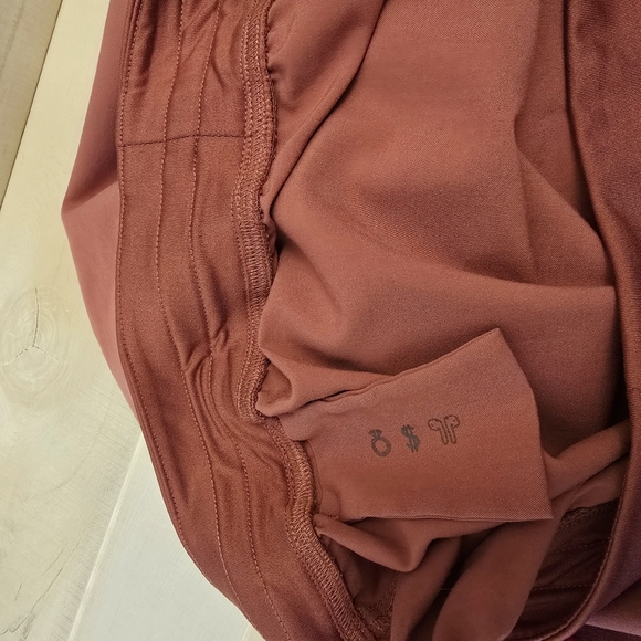 {XXL} Figs Livingston Scrub Drawstring Pants in Mauve for Women's - Picture 11 of 12